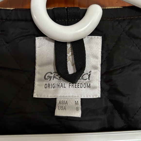 Gramici Outdoor Camo Vest - Picture 3 of 3